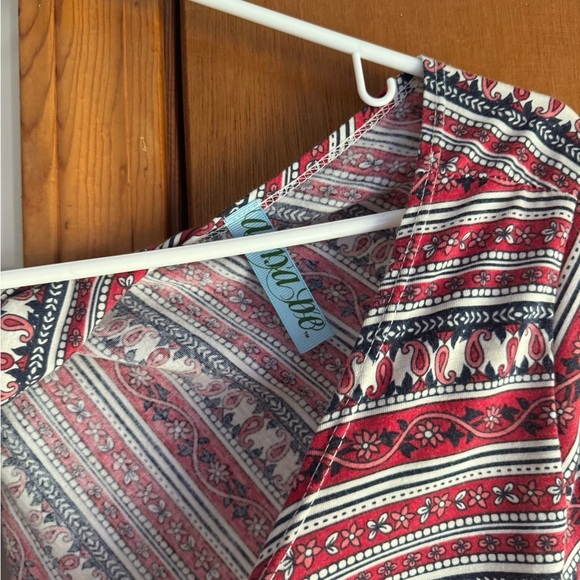 Red white and blue size medium short sleeve shirt open back - Picture 2 of 3